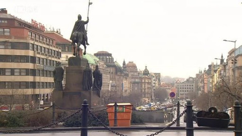 Historie.cs - Z bronzu, ze žuly, z kamene