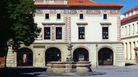 Příběhy domů - Lékárna U Zlaté koruny