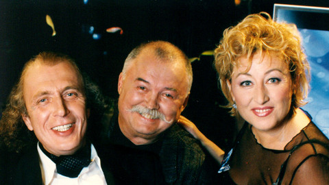 Banánové rybičky - Jak přežít příbuzné