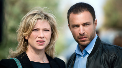 Inspektorka Candice Renoirová - 9/10 Mlčeti zlato