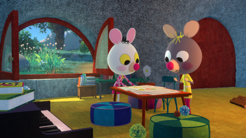 Edmond a Lucy - 10/52 Bazar