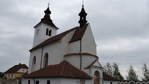 Deset století architektury - Středověký kostel v krajině