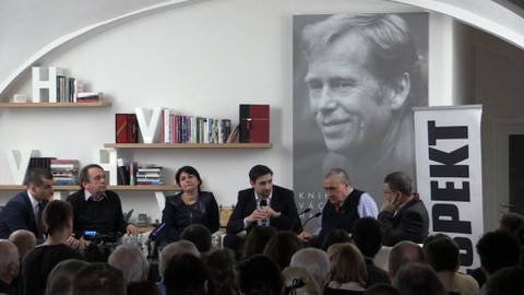 Knihovna Václava Havla - Válka za dveřmi Evropy