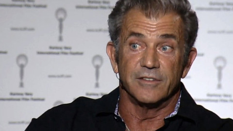 Na plovárně - Mel Gibson