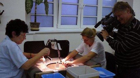 Vráceno v restituci - 5/8 Příběh skleněného pilníku