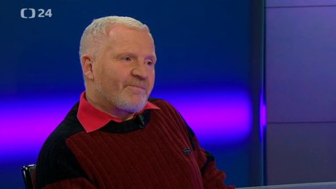 Před půlnocí - 19. prosince 2013