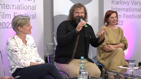 ČT na MFF Karlovy Vary - Peče celá země a Pečení na neděli