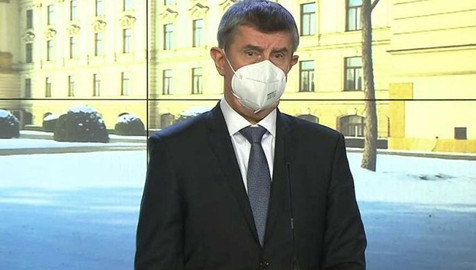 90’ ČT24 - Jak nedostatek vakcín ovlivní boj s koronavirem?