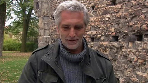 Za zrcadlem - Rozhovor s Tomášem Hanákem