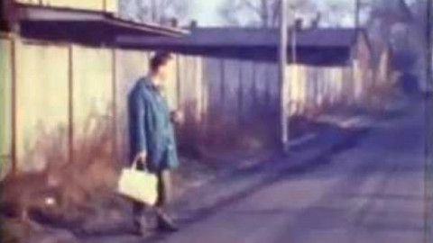 Soukromé století - Nízký let / A low-level flight