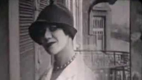 Soukromé století - Ruské obláčky kouře / Small Russian Clouds of Smoke