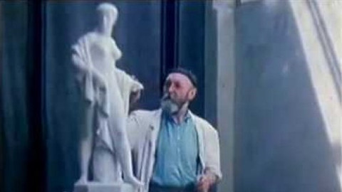 Soukromé století - Sousoší dědečka Vindy / Statuary of Granddad Vinda