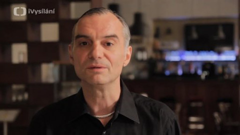 Čtvrtá hvězda - Recepční František Koláček