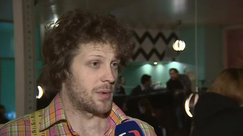 Ptáčata - Matěj Hollan s dětmi protestoval proti hernám