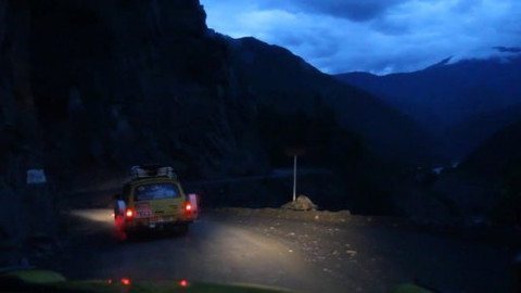 Trabantem Jižní Amerikou - Nedívejte se dolů