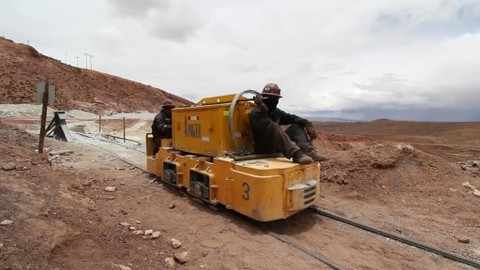 Trabantem Jižní Amerikou - Procházka Pulacayem