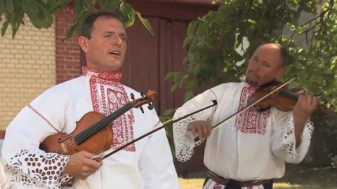 Za našima humny - Varmužova cimbálová muzika – Milostné písně z Kyjovska