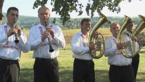 Za našima humny - DH Borověnka – Na tem našem dvori