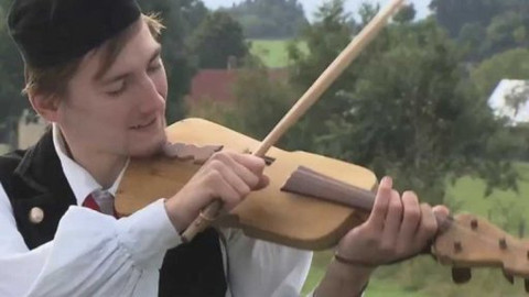 Za našima humny - Pramínek – Sloužila panna