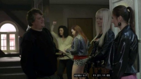 Rapl - Mácha vyslýchá prostitutky