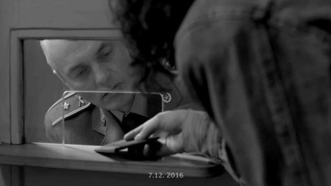 Nechte zpívat Mišíka - Vojna