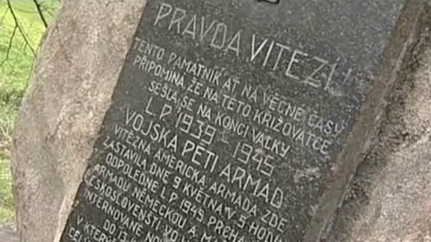 Televizní akademie - Konec války na demarkační linii