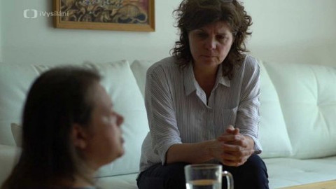 Infiltrace - Podívejte se na záznam celého rozhovoru s jednou z bývalých pacientek AKTIPu.