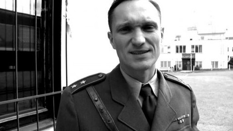 Toman - Marian Mitaš jako kpt. Karel Vaš