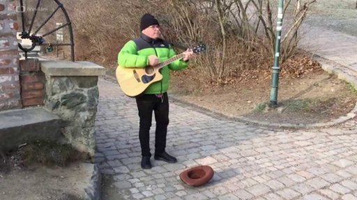 Koptashow - Vašek jako pouliční kytarista