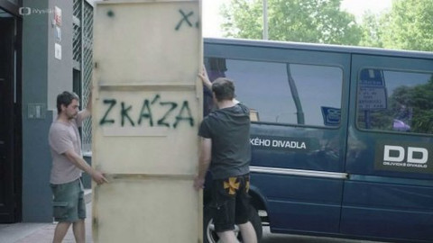 Zkáza Dejvického divadla - NEklapky