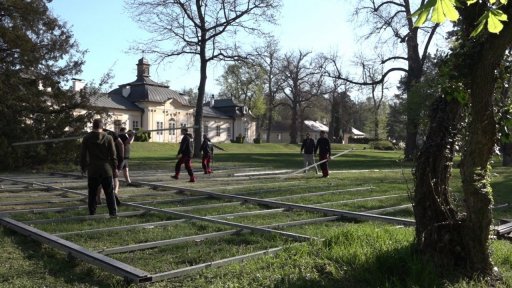 Peče celá země - Jak se peče Peče celá země