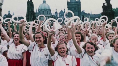 Dvojí tvář spartakiád - English version