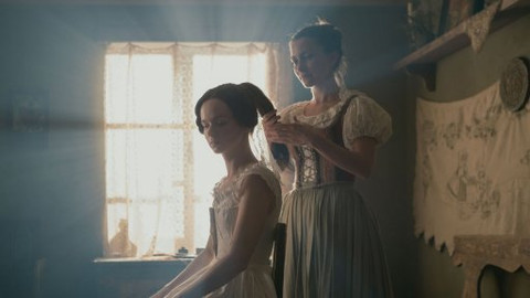 Božena - Jak vypadalo Barbořino mládí?