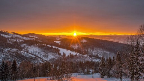 Krajinou domova - Trailer