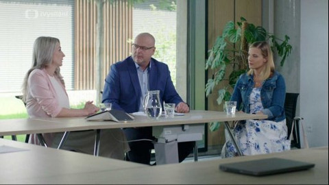 Tohle radši nezkoušejte! - Podvodné SMS: Andrea Komárková, Petr Vosála (rozhovor)