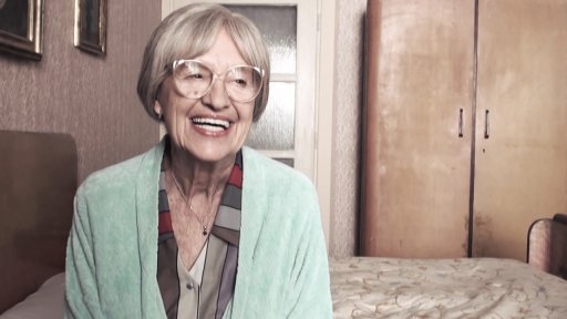 Vyprávěj - Babi Běta - medailonek