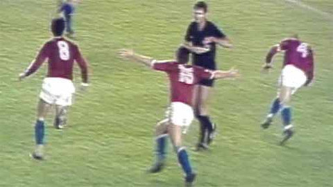 Hvězdné fotbalové okamžiky - Michal Bílek 1990