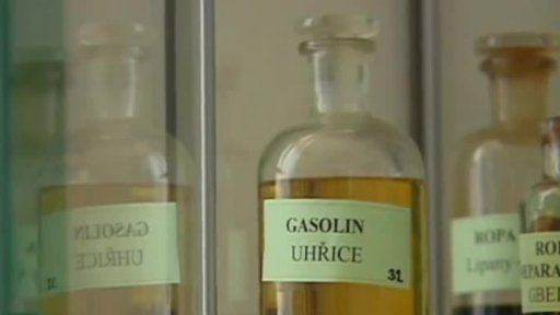 Muzeum naftového dobývání a geologie