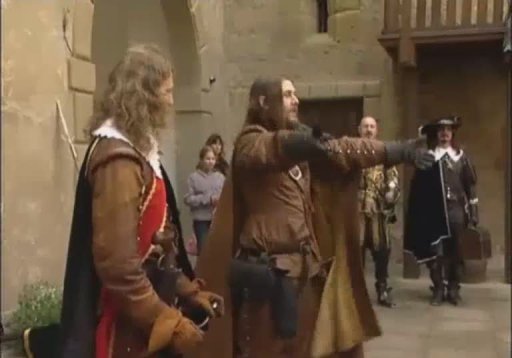 Staré Hrady – obnovený hrad se zámkem