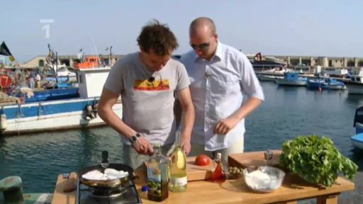 Tuňák s omáčkou z rajčat