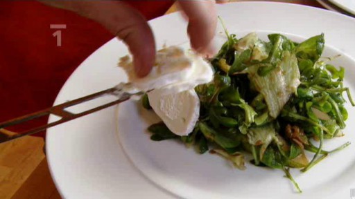 Lahodný salát s hruškou a nivou