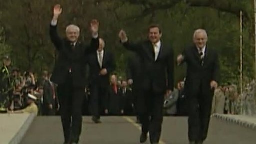 První minuty členství (2004)