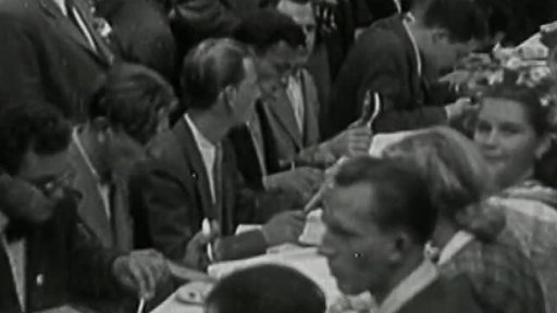 Závody v pojídání knedlíků (1946)