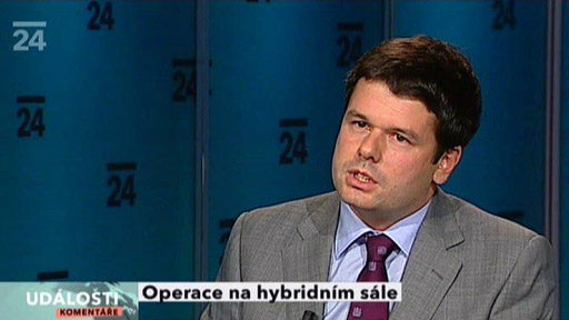 Operace na hybridním sále