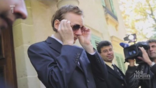 Hromy blesky na zakladatele WikiLeaks