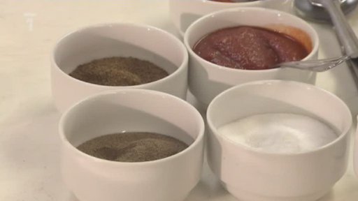 Guláš se špekovými knedlílky