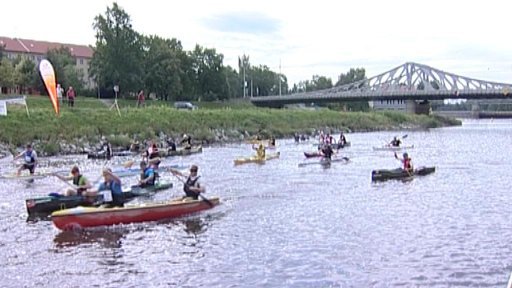 V Českých Budějovicích odstartoval 180kilometrový vodácký maraton