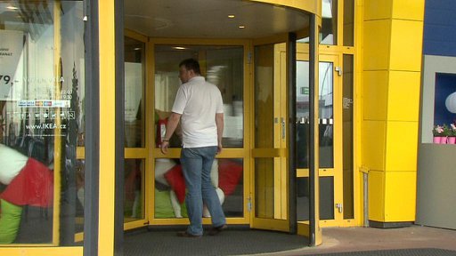 Policie evakuovala všechny obchody IKEA v Česku