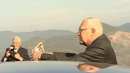 Prezident Václav Klaus podpořil urychlenou dostavbu dálnice D8