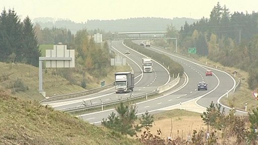 Vstřícnost při dostavbě Temelína podmínil jihočeský hejtman stavbou dálnice a železničního koridoru.
